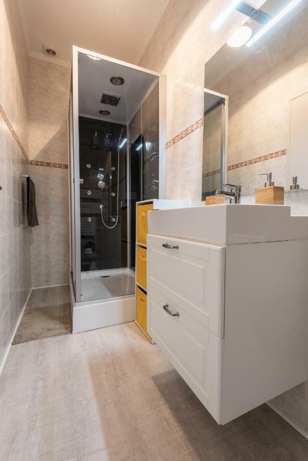 Appartement Coeur De Ville - Wifi - Lave-Seche Linge Pau Ngoại thất bức ảnh